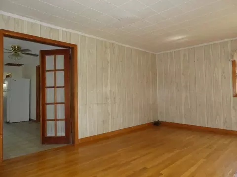 8 Shore Ave, Wareham, MA 02571 photo 3