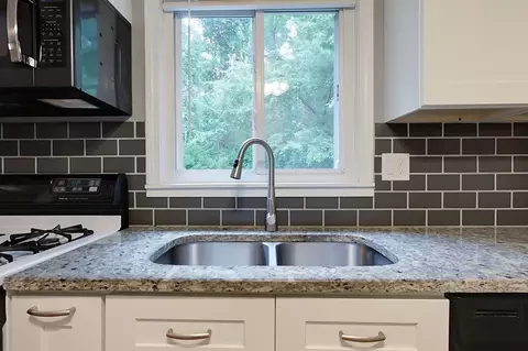 21 Cedar Cir, Townsend, MA 01469 photo 3
