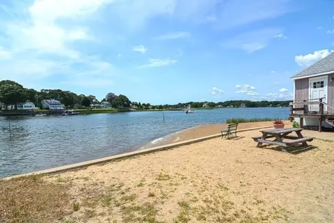 28 Pinehurst Dr, Wareham, MA 02571 photo 42