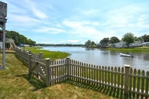 28 Pinehurst Dr, Wareham, MA 02571 photo 38