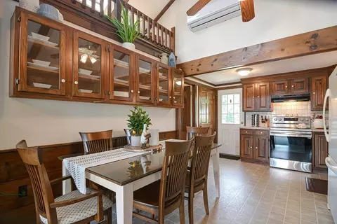 28 Pinehurst Dr, Wareham, MA 02571 photo 9