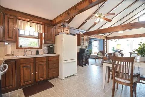 28 Pinehurst Dr, Wareham, MA 02571 photo 8