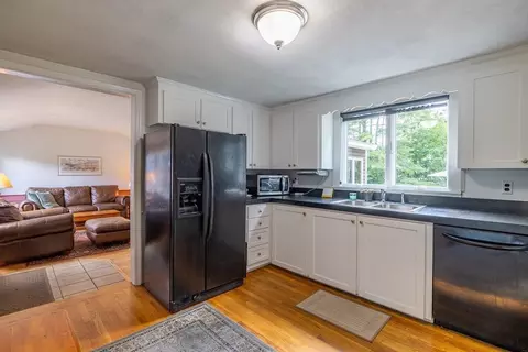 8 Martel, Hamilton, MA 01982 photo 6