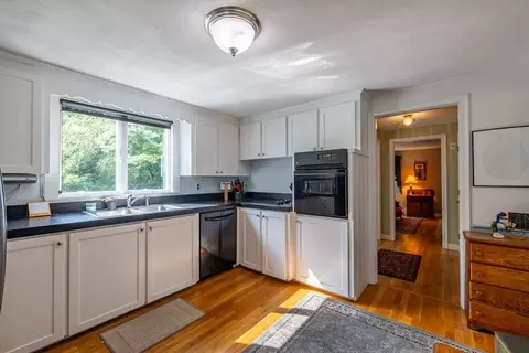 8 Martel, Hamilton, MA 01982 photo 5