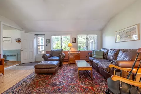 8 Martel, Hamilton, MA 01982 photo 4