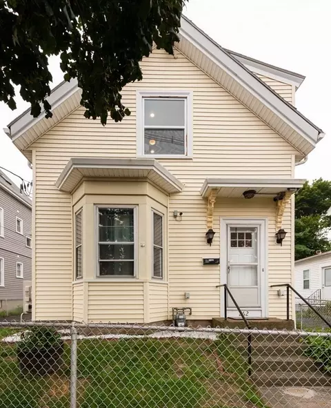 262 Chestnut St, Lynn, MA 01902