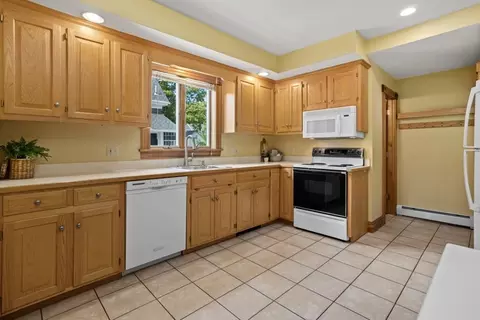 116 John St, Reading, MA 01867 photo 15