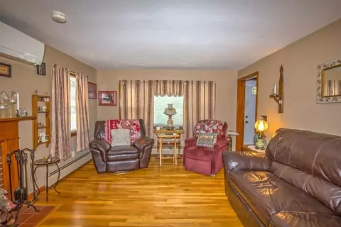 165 Bacon Rd, Springfield, MA 01119 photo 12
