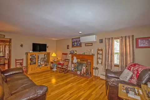 165 Bacon Rd, Springfield, MA 01119 photo 11