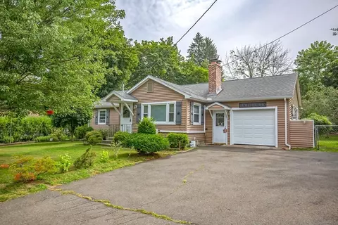 165 Bacon Rd, Springfield, MA 01119 photo 2