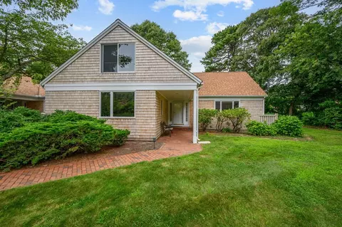 13 Oyster Leaf Ln #13, Brewster, MA 02631
