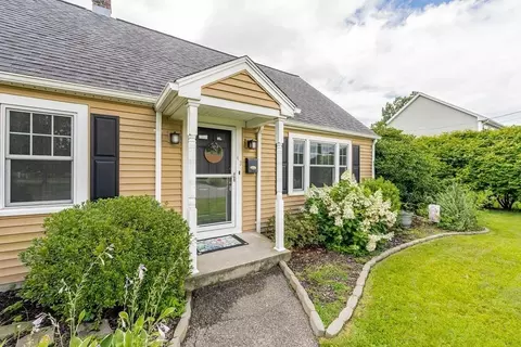 43 Arcadia Blvd, Springfield, MA 01118 photo 2