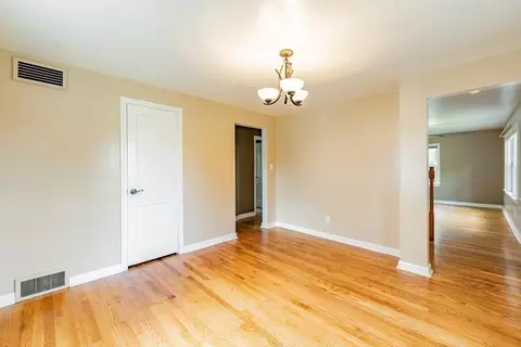 43 Arcadia Blvd, Springfield, MA 01118 photo 16