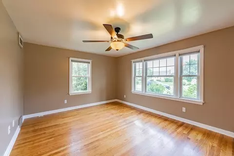 43 Arcadia Blvd, Springfield, MA 01118 photo 7