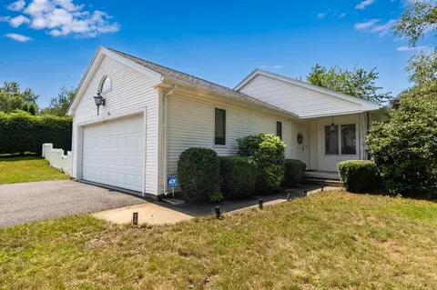 156 Bolton St, Springfield, MA 01119
