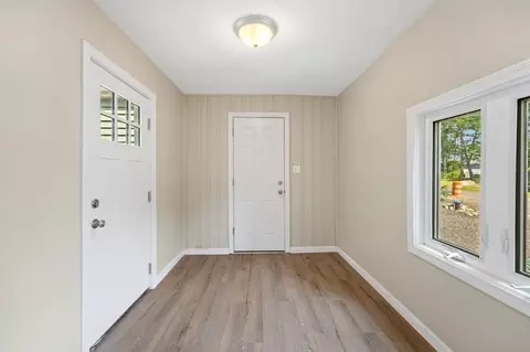 66 Roy Ave, Woonsocket, RI 02895 photo 8