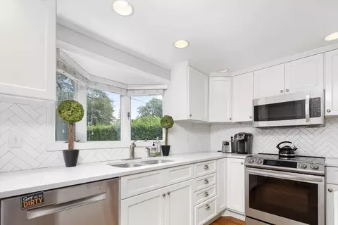 4 Rice Rd, Hingham, MA 02043 photo 12