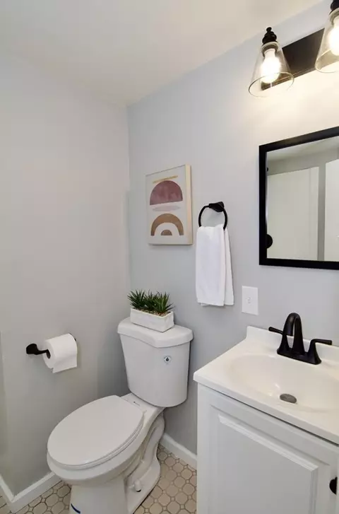 11 Aberdeen Rd, Springfield, MA 01109 photo 37