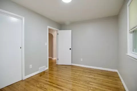 11 Aberdeen Rd, Springfield, MA 01109 photo 17