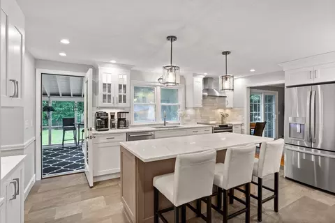 63 Washington Dr, Acton, MA 01720 photo 4