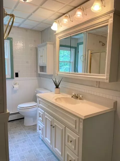 219 North St, Erving, MA 01344 photo 14