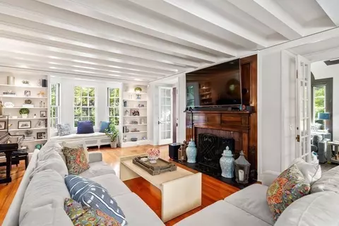 21 Windsor Rd, Wellesley, MA 02481 photo 13