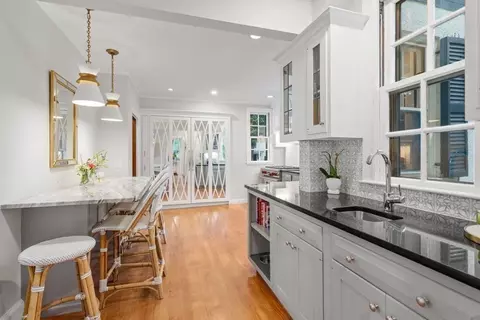 21 Windsor Rd, Wellesley, MA 02481 photo 7