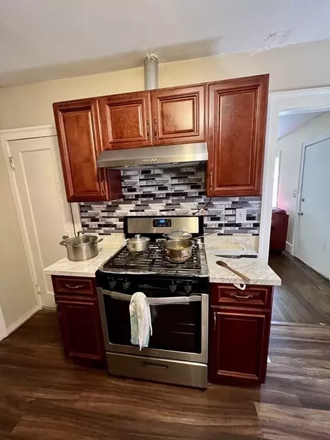 20 Hudson St, Worcester, MA 01609 photo 8