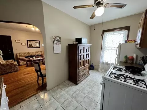 20 Hudson St, Worcester, MA 01609 photo 27
