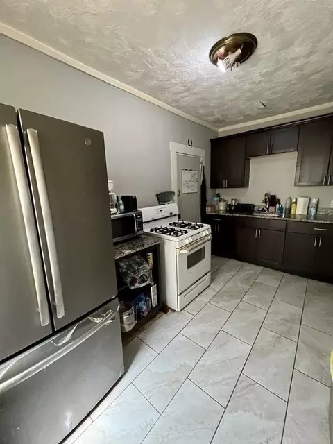 20 Hudson St, Worcester, MA 01609 photo 13