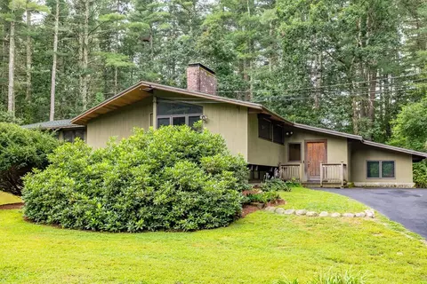 394 E Riding Dr, Carlisle, MA 01741