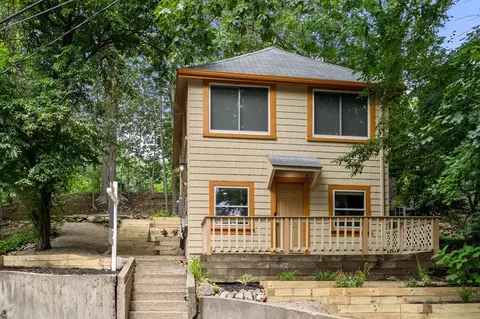 10 Beech Rd, Wayland, MA 01778