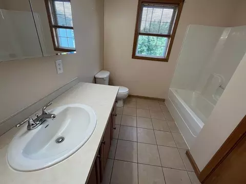 116 Wilbur St, Fall River, MA 02724 photo 12