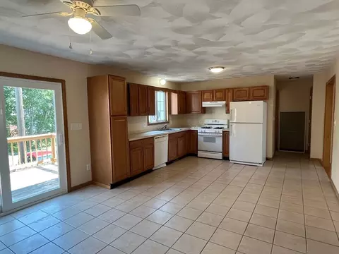 116 Wilbur St, Fall River, MA 02724 photo 3