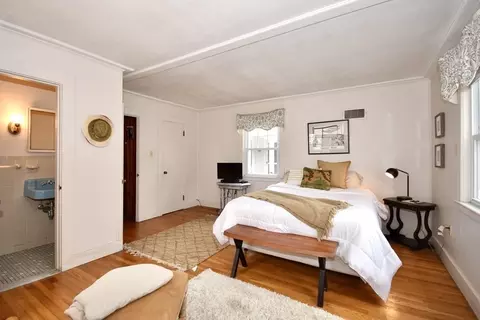 460 Williston Rd, Bourne, MA 02562 photo 23