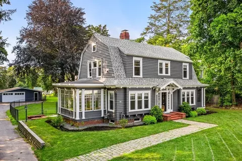 281 Andover St, North Andover, MA 01845