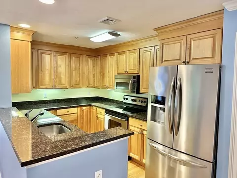 27 Maple St #B, Canton, MA 02021 photo 9