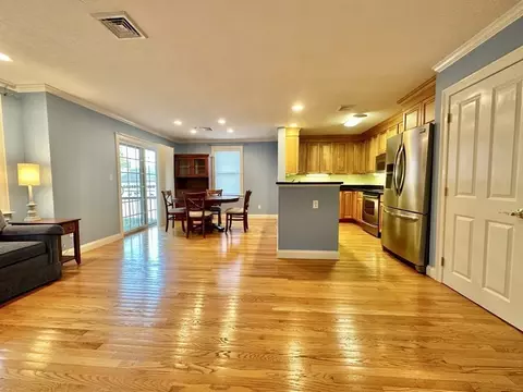27 Maple St #B, Canton, MA 02021 photo 7