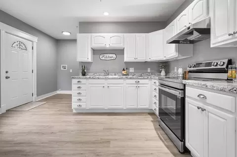 142 Elm St #1, Worcester, MA 01609 photo 3
