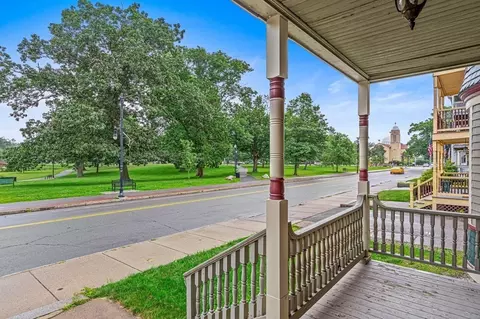 142 Elm St #1, Worcester, MA 01609 photo 18