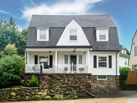 284 High St, Medford, MA 02155