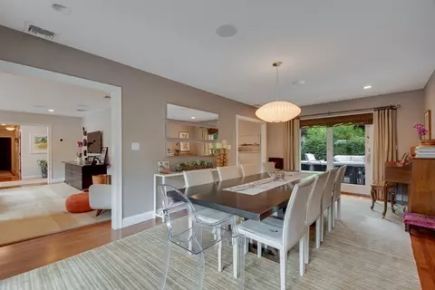 1886 Central Ave, Needham, MA 02492 photo 11