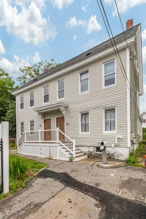 67-69 Loring St, Lowell, MA 01851