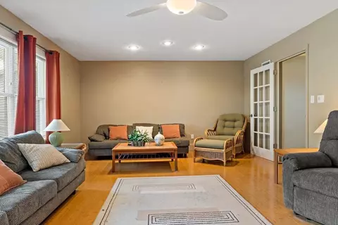 645 Florence St, Fall River, MA 02720 photo 17