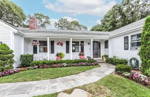 216 James Otis Rd, Barnstable, MA 02632