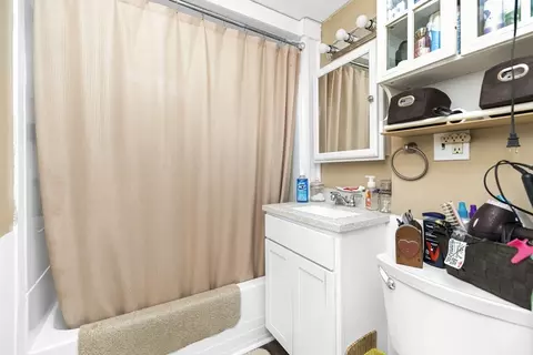 138 Grattan St, Chicopee, MA 01020 photo 19
