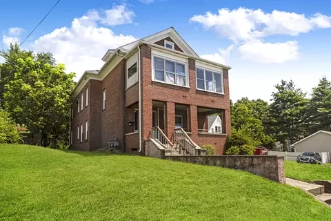 138 Grattan St, Chicopee, MA 01020 photo 3