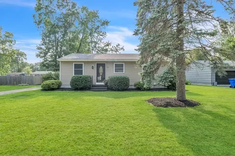 56 Louis, Springfield, MA 01118 photo 2