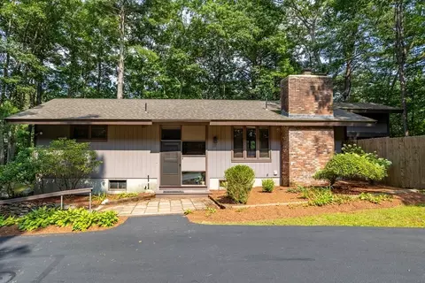 97 Glen Ave, Upton, MA 01568 photo 2
