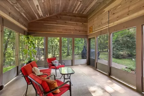 97 Glen Ave, Upton, MA 01568 photo 18